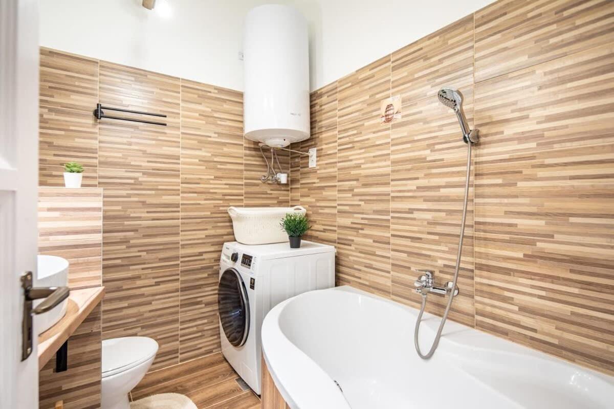 Convenient Apartment At Gastro Driven Location Βουδαπέστη Εξωτερικό φωτογραφία